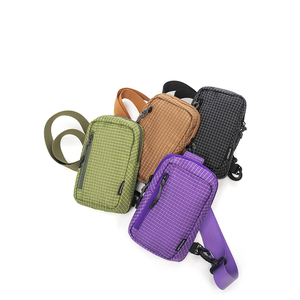 Sac de poitrine bandoulière pour sports de plein air, en nylon tendance, durable, avec fermeture éclair, imperméable, pour voyage, randonnée, course à pied, homme, polyester - Product Image 5
