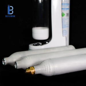 Cilindro de <span class=keywords><strong>Gas</strong></span> CO2 de Grado Alimenticio TPED DOT UK Rho para Bebidas Gaseosas, 425g 0.6L 150bar, con Válvula TR21-4 - Product Image 1