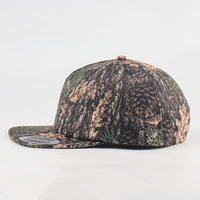 Casquette de golf imperméable OEM ODM en tissu camouflage à 5 panneaux, casquette de baseball perforée à fermeture snapback de qualité supérieure avec logo personnalisé pour les vêtements de sport