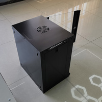 Armoire de serveur réseau murale en acier 12U de 19 pouces avec porte en verre personnalisée pour salle informatique
