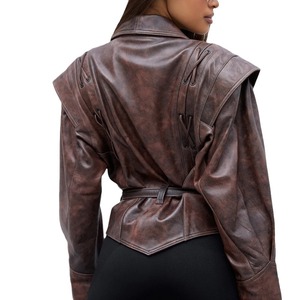 Giacca da <span class=keywords><strong>Donna</strong></span> <span class=keywords><strong>in</strong></span> <span class=keywords><strong>Ecopelle</strong></span> Colorata a Tinta Unita con Scollo a V e Vestibilità Slim, Elegante e di Carattere, Collezione Autunno 2026 – Vendita all'Ingrosso per Boutique - Product Image 5