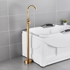 Robinet de <span class=keywords><strong>baignoire</strong></span> sur pied en laiton poli chromé noir, mitigeur cascade à débit élevé, design moderne <span class=keywords><strong>pour</strong></span> salle de bain - Product Image 2