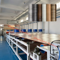 PVC-Bodenbelag-Herstellungsmaschine PVC-Teppich Holzplanken Vinyl-Bodenmatte Rollenherstellungsmaschine Extruder