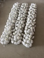 Fournitures de mariage : Composition florale artificielle moderne en soie de haute qualité, chemin de table rouge bordeaux avec roses et hortensias
