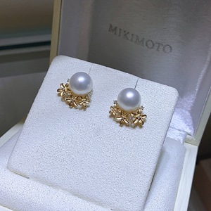 Base de arete floral de oro de 18 quilates, tallada románticamente y finamente pulida, con incrustaciones de mini diamantes brillantes para incrustación de perlas personalizada, hecha a mano. - Product Image 6