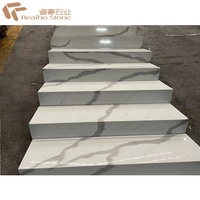 Escaliers en quartz blanc Calacatta pour la décoration intérieure