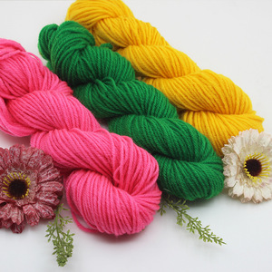 Filament de fil chenille acrylique teint en gros d'usine 7s 80, torsion 80 pour semelles intérieures rembourrées de chaussons tricotés à la main et au crochet - Product Image 2