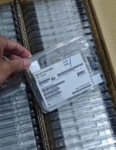 Твердотельный накопитель P5520 15.36 ТБ U.2 SSDPF2KX153T1N1 для корпоративного использования - Product Image 4