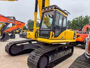 Excavatrice sur chenilles hydraulique Komatsu PC360 d'occasion de haute qualité, 35-36 tonnes, avec brise-roche certifié CE, composant essentiel, en promotion à prix bas - Product Image 4