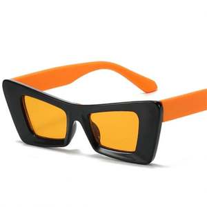 Lunettes de soleil tendance jaunes UV400 style œil de chat contrastant pour femmes et hommes – Vente en gros - Product Image 1