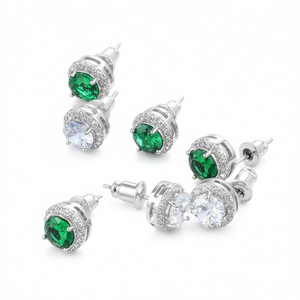 Orecchini a lobo in oro bianco con diamanti verdi, taglio brillante rotondo, montatura a griffe, gioielli classici da donna, idea regalo - Product Image 1