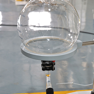 Évaporateur rotatif sous vide <span class=keywords><strong>de</strong></span> laboratoire 2L 5L 10L avec affichage numérique, équipement <span class=keywords><strong>de</strong></span> distillation et <span class=keywords><strong>de</strong></span> purification avec chauffage par <span class=keywords><strong>bain</strong></span>-marie - Product Image 6