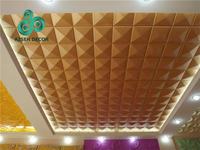 Panel de Techo de PVC Moderno de Bajo Precio, Paneles de Techo Falso Suspendidos, Panel/Adhesivo Decorativo para Pared, Resistente al Fuego y a la Humedad