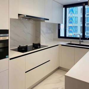 Gabinetes de Cocina Modulares Modernos de Alta Calidad en Diseño Blanco Completo, Gabinetes Base para Fregadero, Muebles de Cocina con Accesorios para Fregadero - Product Image 1