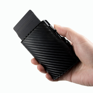 กระเป๋าสตางค์ Casekey Slim Minimalist คาร์บอนไฟเบอร์แบบป๊อปอัพ สมาร์ทวอลเล็ตแฟชั่นสำหรับผู้ชาย ป้องกัน RFID  วัสดุหนัง PU พร้อมช่องใส่บัตร - Product Image 1