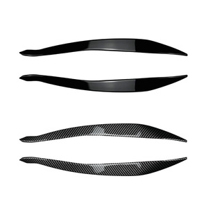 Adhesivo para Cejas de Faros Delanteros BMW Serie 5 F10 F11 2015-2017, Textura de Fibra de Carbono, Negro Piano, Cubierta Decorativa ABS - Product Image 2