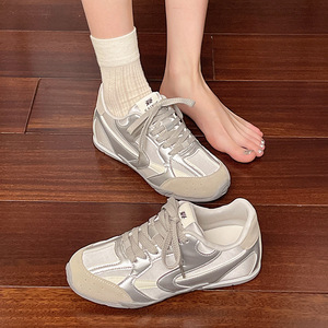 Chaussures de sport légères à semelle souple pour femmes, modèle 2026, nouvelle conception, type Dechen, avec surface en filet - Product Image 5