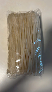 วุ้นเส้นข้าวเวียดนามสดแท้ แบบแห้ง ผลิตตามสั่ง (OEM/ODM) ปรับแต่งได้สำหรับตลาดขายส่งทั่วโลก - Product Image 4