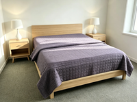 Couette en microfibre lavée violet foncé, matelassée à grille carrée de 5 cm, douce et légère