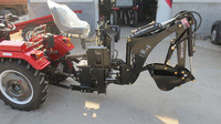 XinKai Meilleures Ventes Mini-chargeuse-pelleteuse tractable à attache 3 points Cat-1 avec pompe pour tracteurs de 12 à 25 CV à usage agricole