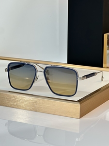 <span class=keywords><strong>Lunettes</strong></span> <span class=keywords><strong>de</strong></span> <span class=keywords><strong>soleil</strong></span> polarisées UV400 carrées <span class=keywords><strong>de</strong></span> luxe pour hommes et femmes, à double pont, à changement <span class=keywords><strong>de</strong></span> couleur, vente en gros 2025 - Product Image 5
