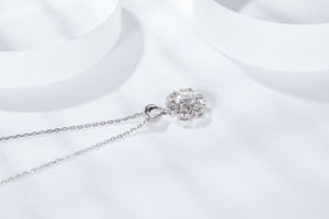 Pendentif de mode en Argent Sterling Catiers avec Moissanite VVS 3ct 2ct 1ct motif Flocon de neige - Product Image 3