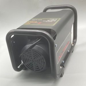 <span class=keywords><strong>Nettoyeur</strong></span> <span class=keywords><strong>haute</strong></span> <span class=keywords><strong>pression</strong></span> <span class=keywords><strong>électrique</strong></span> portable 1800kw de l'usine de JC-98 de Taizhou <span class=keywords><strong>nettoyeur</strong></span> de voiture domestique à <span class=keywords><strong>haute</strong></span> <span class=keywords><strong>pression</strong></span> 220v nettoyage à l'<span class=keywords><strong>eau</strong></span> froide - Product Image 4