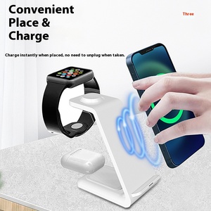 Nuevo cargador inalámbrico multifuncional de 15W adecuado para teléfonos Apple y Huawei con cargador inalámbrico tres en uno - Product Image 5