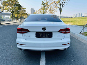 Volkswagen Lavida 2020 2023 2024 – Berline compacte 4 portes 5 places 1.5L à essence – Véhicule d'occasion – <span class=keywords><strong>Vente</strong></span> en gros - Product Image 4