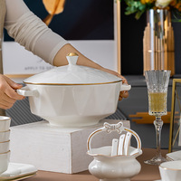 Ensemble de bols en céramique de Jingdezhen en gros, vaisselle de luxe légère de style européen, ensemble de vaisselle en porcelaine osseuse avec bord doré