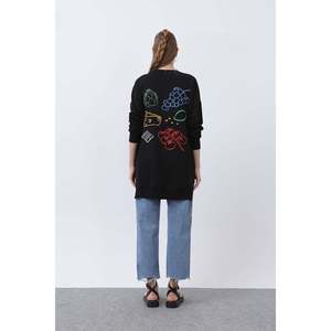 Tunique pour femme avec broderie de raisins à l'avant et de fruits à l'arrière - 10653TUN - NOIR - Product Image 5