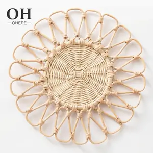 Hot sale wholesale natural rattan charger plate bamboo weaving hand-made grown plates hand-knitted tray for wedding and rental