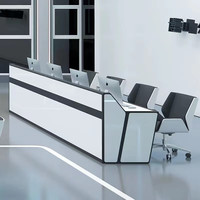 Console de poste de travail incurvée moderne Mobilier en métal commercial pour salle de contrôle de bureau Centre de commande Surveillance Table de conférence
