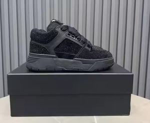 Nuove Sneakers Sportive di Lusso in Pelle Bianca per Uomo e Donna, Design Casual e da Corsa Personalizzato - Product Image 2