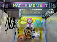 Machine de jeu de pêche à la griffe en gros, distributeur de prix, boutique de poupées, machine de jeu à pièces