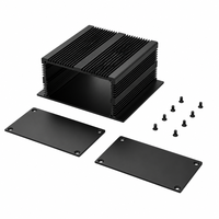 Boîtier de commande en aluminium noir mat 116*53*130mm avec trois ailettes de refroidissement et indice de protection IP54 pour alimentation électrique, amplificateur, équipement