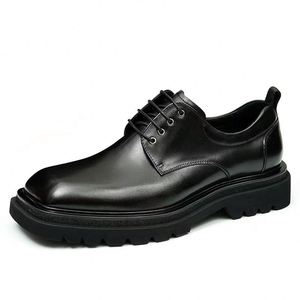 Chaussures bateau en cuir pour hommes, mocassins habillés Oxford en cuir véritable brillant à bout pointu pour affaires - Product Image 2