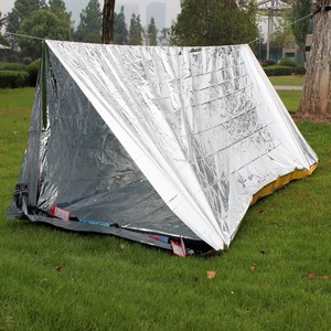 Tente d'urgence en film d'aluminium 2,4x1,5x0,9m, imperméable, abri de survie extérieur pour 2 personnes - Product Image 1