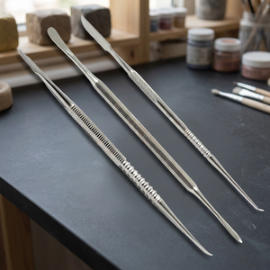 Kit d'instruments chirurgicaux dentaires en acier inoxydable à 3 mors, avec poignée moletée manuelle, Classe II, couleur argent - Product Image 2