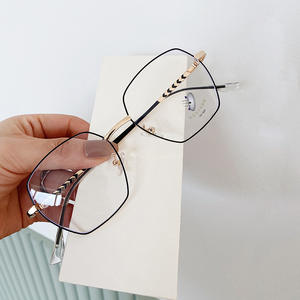 Monture de lunettes en métal irrégulière Qianai, anti-lumière bleue, protection UV, unisexe, verres en acétate Q3 90018 - Product Image 2