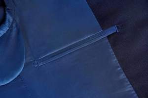 Uniforme de oficina hecho <span class=keywords><strong>a</strong></span> <span class=keywords><strong>medida</strong></span> hecho <span class=keywords><strong>a</strong></span> mano para hombre, <span class=keywords><strong>medida</strong></span> personalizada, cuello en V, <span class=keywords><strong>traje</strong></span> de dos botones con pantalones de tela, ocasión de negocios - Product Image 4