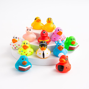 Canards en plastique et caoutchouc personnalisables avec logo, 2 pouces, pour la plage, jouets de bain en vinyle, cadeaux de Noël et de fête pour enfants - Product Image 3