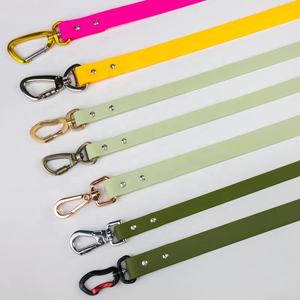 Set Collare e Guinzaglio per Cani in PVC Resistente con Design Impermeabile a Mani Libere Decorazione Ecologica a Sciarpa Taglie <span class=keywords><strong>S</strong></span>/M/<span class=keywords><strong>L</strong></span> - Product Image 1