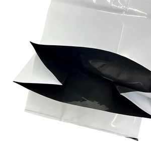 Sacs de plantation de fraises en plastique PE résistants aux UV et aux déchirures, utilisés <span class=keywords><strong>dans</strong></span> les jardins de serres - Product Image 2