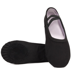 Zapatos de baile de <span class=keywords><strong>ballet</strong></span> femenino para niños con diseño de garra de gato Ejercicio de suela blanda para niñas oro plata Yoga garra de gato - Product Image 6