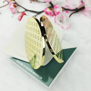 Miroir de poche pliable en alliage trèfle à quatre feuilles doré, miroir de maquillage double face, mini miroir de poche brillant plaqué or - Product Image 5