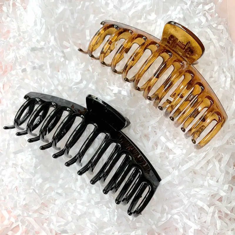 big size korean acrylic personalized hair claw clips hot sale daily life hair claw women custom