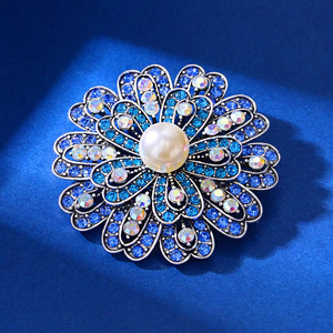 Broche de Aleación con Forma de Flor para Mujer - Regalo para Fiestas y Bodas - Product Image 5