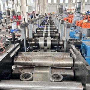 Machine de formage à froid de profilés en acier galvanisé pour supports de panneaux solaires, haute efficacité, fonctionnement facile, moteur PLC - Product Image 3