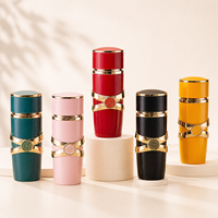 Flacons de parfum créatifs et exquis. Flacons de parfum arabes personnalisés de Dubaï. Bouteilles en verre avec pompe pulvérisatrice et bouchon